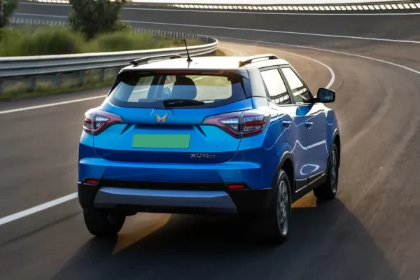 XUV400 | Automotive Mahindra